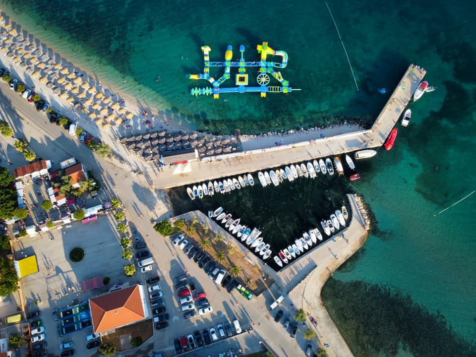 TURISTIČKI MILIJUNAŠI